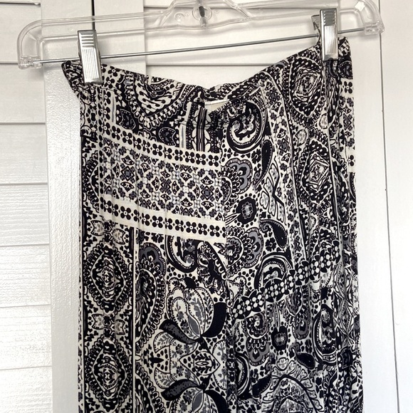 Cherish 70s Inspired Flare Leg Pants - Picture 2 of 5